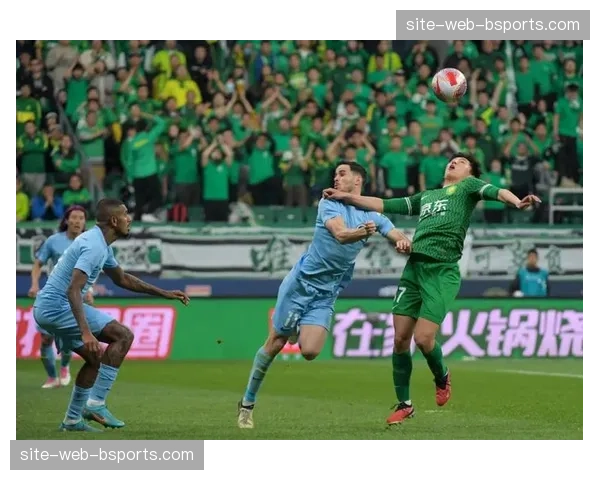 北京国安高位压迫失效 山东变阵三中卫破解进攻体系